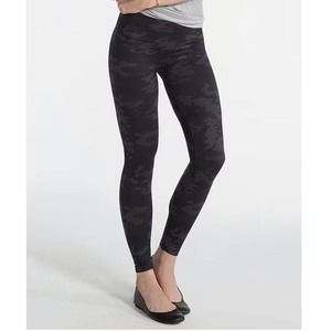 Spanx High Waisted Matte Black Camo Ankle Leggings